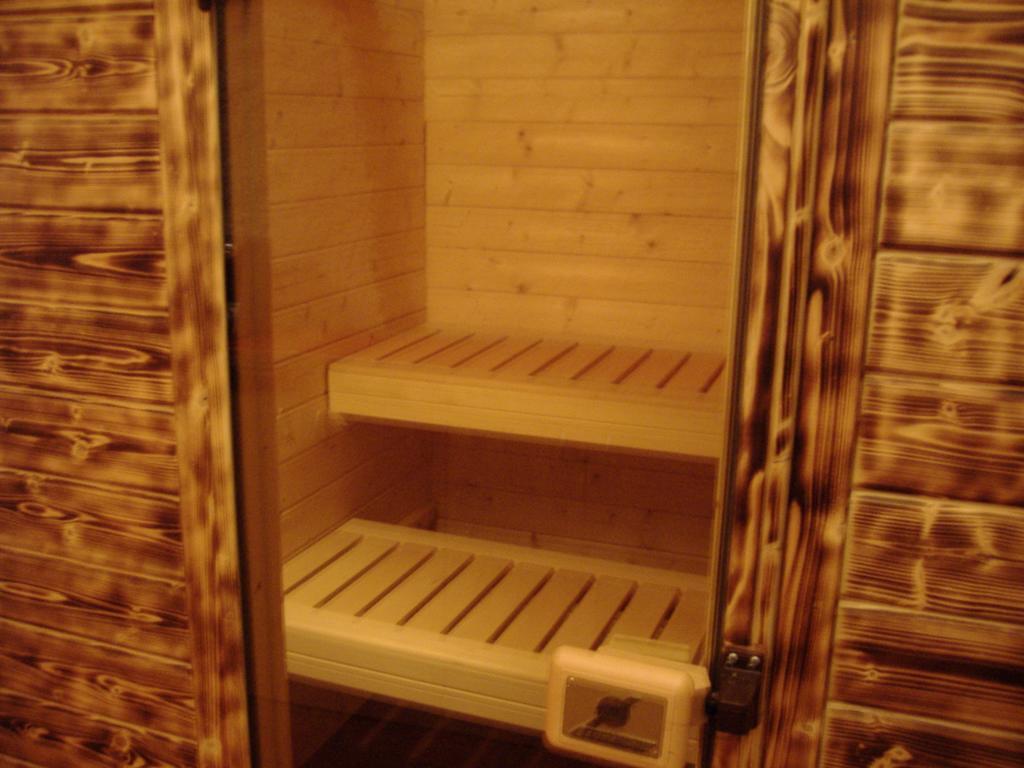 Casa Job - Gasthaus - Sauna, Whirlpool - Trun Pokoj fotografie